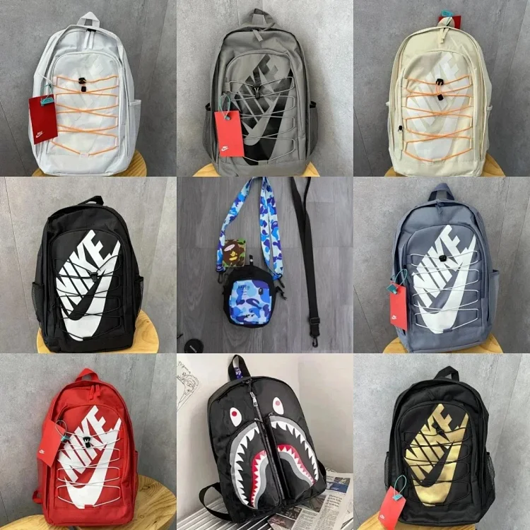 Nike · Táskák / 335