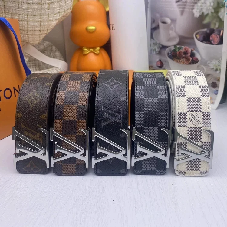 Vuitton · Gürtel / 1210