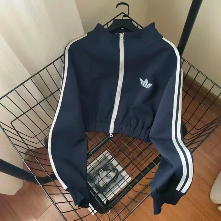 Adidas · Φούτερ με κουκούλα / 2043