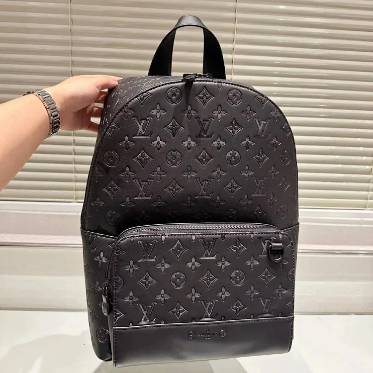 Vuitton · Táskák / 2194