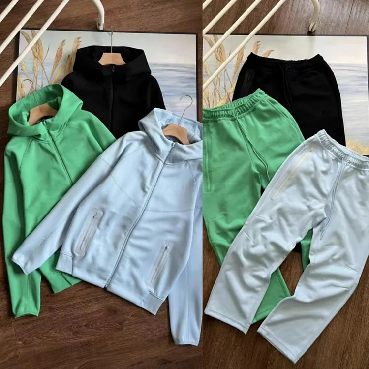 Nike · ملابس / 2599