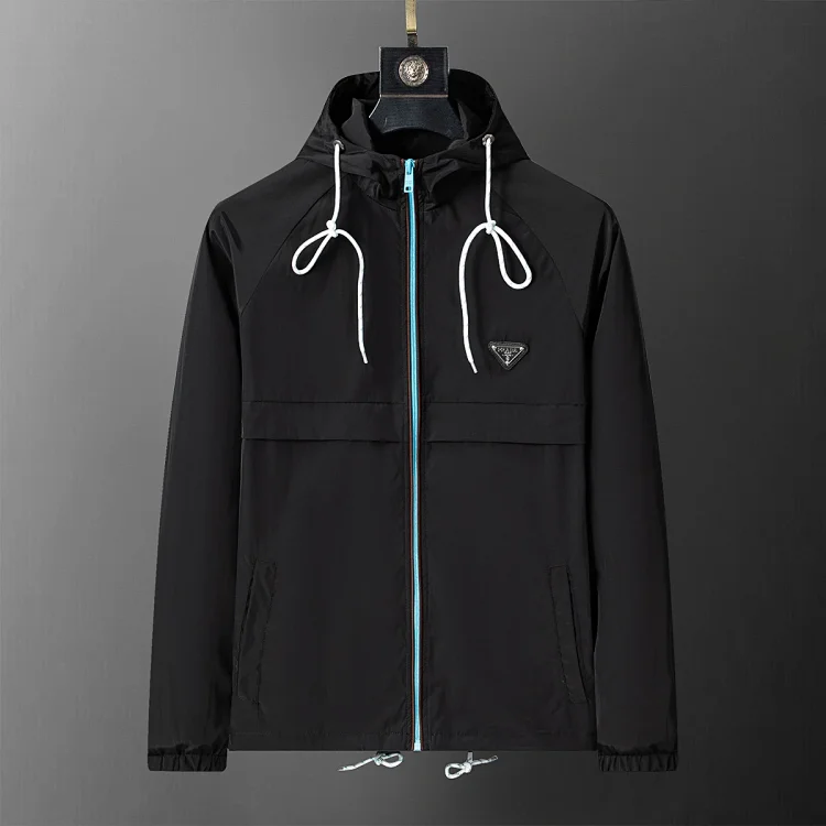 Prada · ملابس / 2619