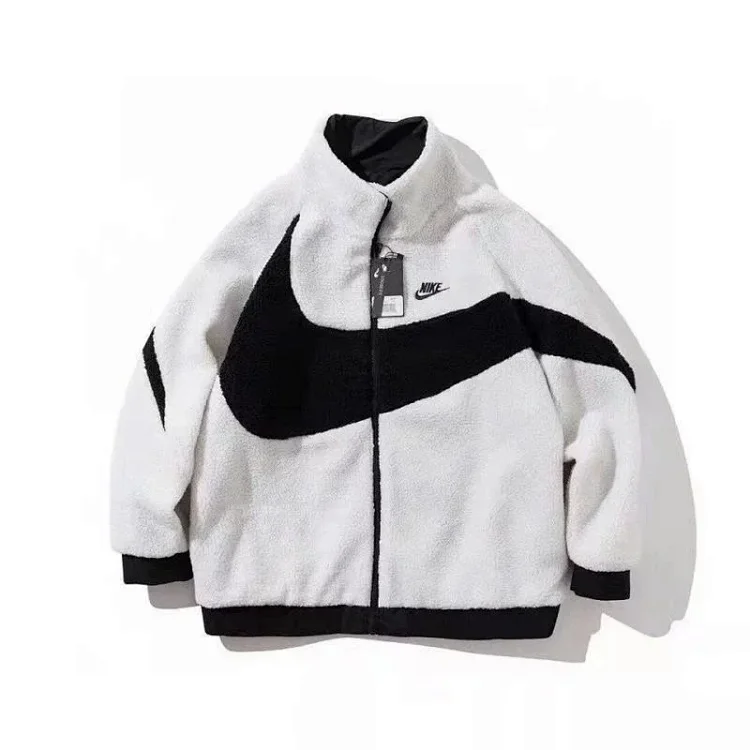 Nike · ملابس / 2695