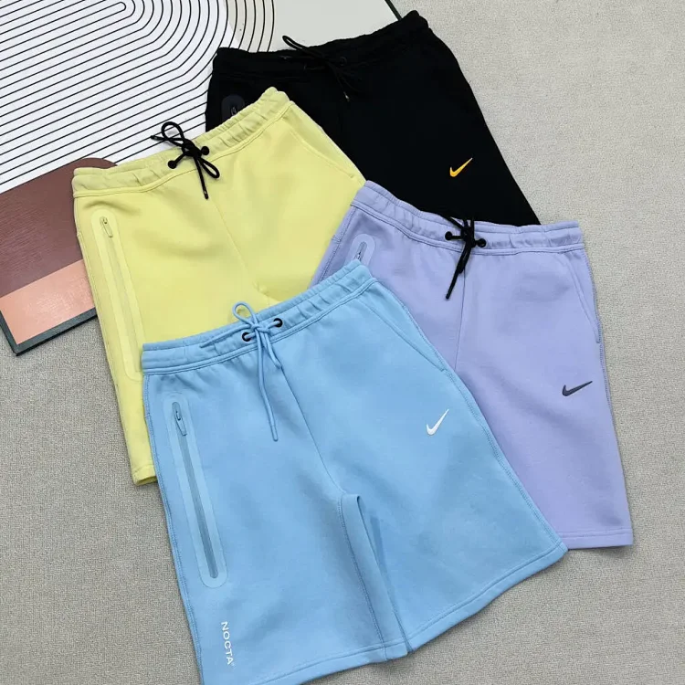 Nike · سراويل وشورتات / 2873
