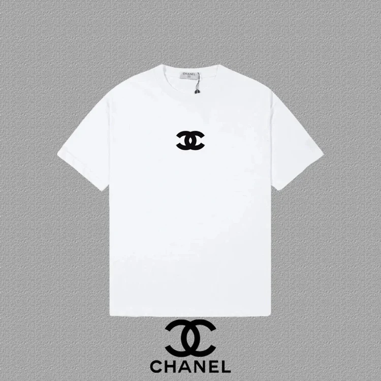CHANEL · Μπλουζάκια / 2943