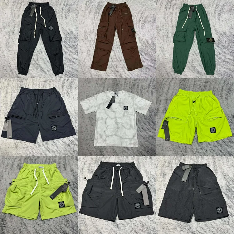 Stone Island · Kalhoty a šortky / 2985
